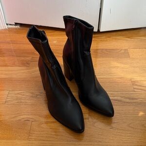 Steve Madden Black Heeled Boots